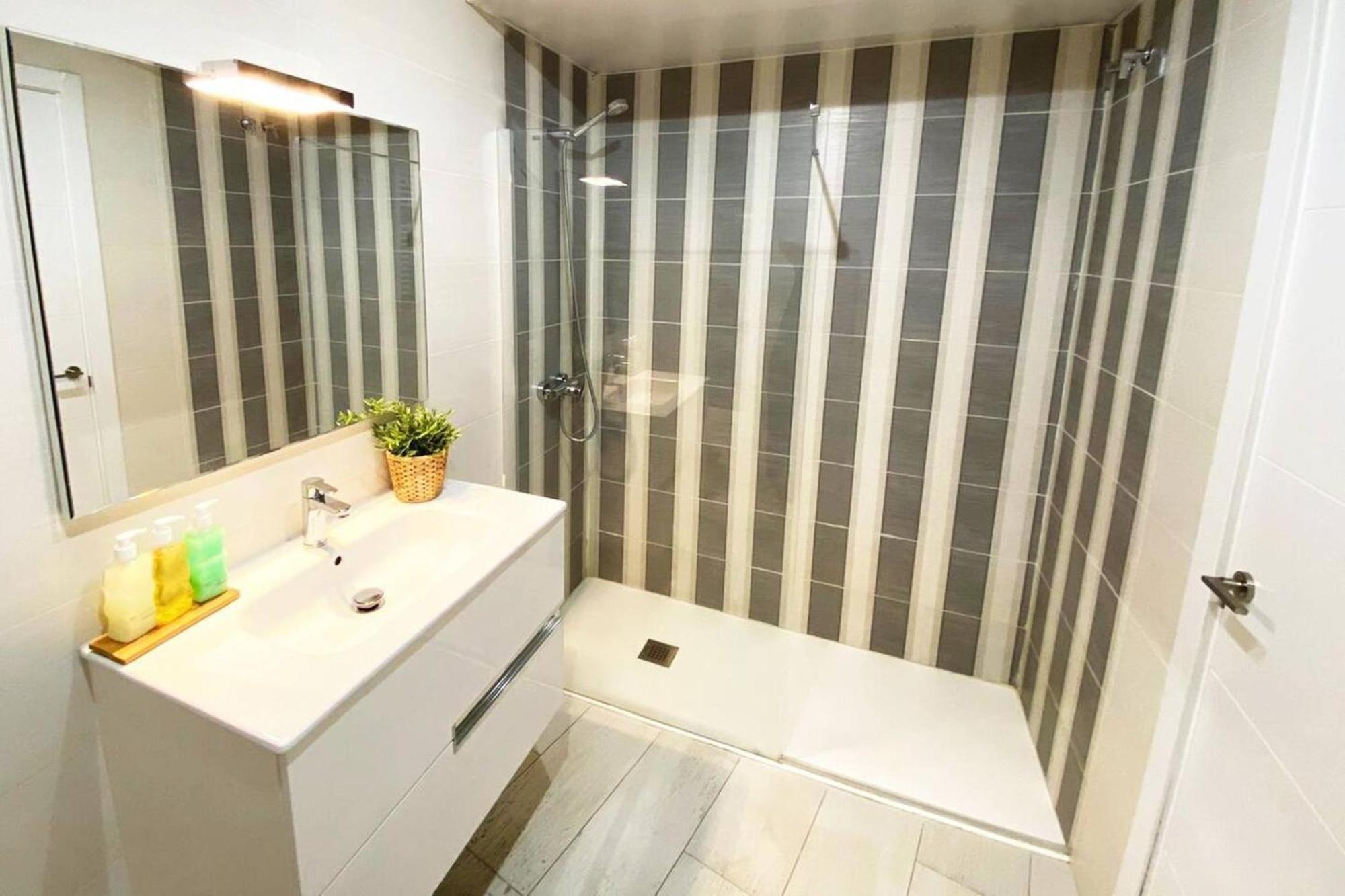 Apartamento De Diseno En Plaza Mayor Мадрид Экстерьер фото