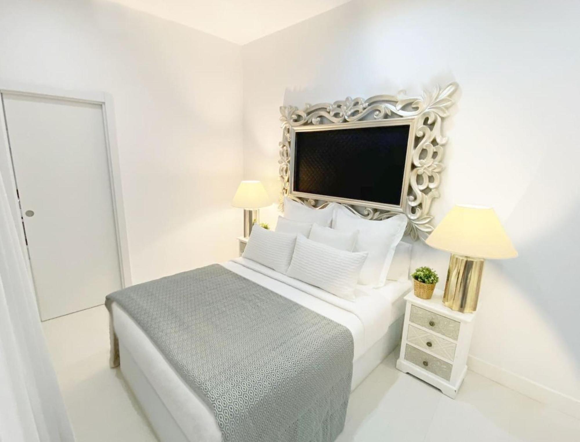 Apartamento De Diseno En Plaza Mayor Мадрид Экстерьер фото