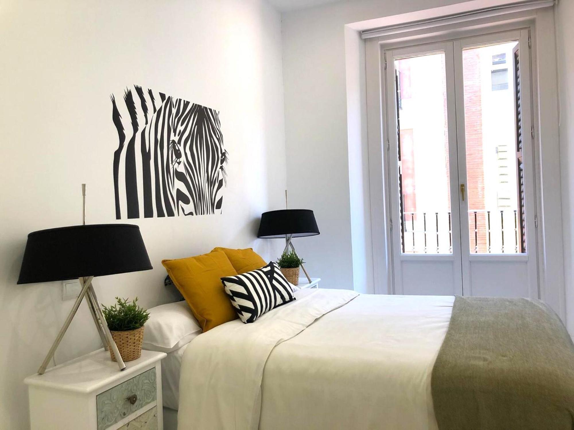 Apartamento De Diseno En Plaza Mayor Мадрид Экстерьер фото