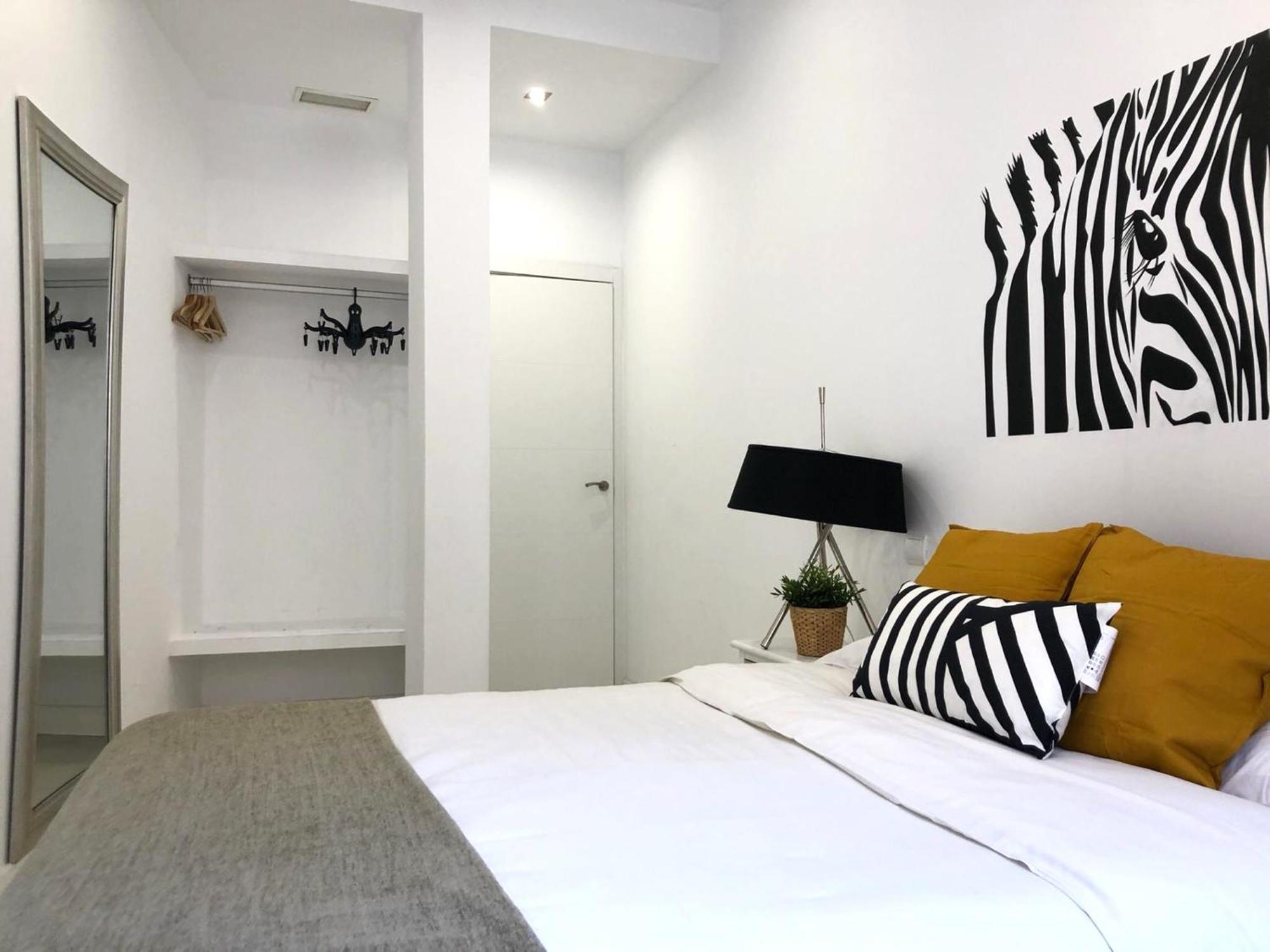 Apartamento De Diseno En Plaza Mayor Мадрид Экстерьер фото