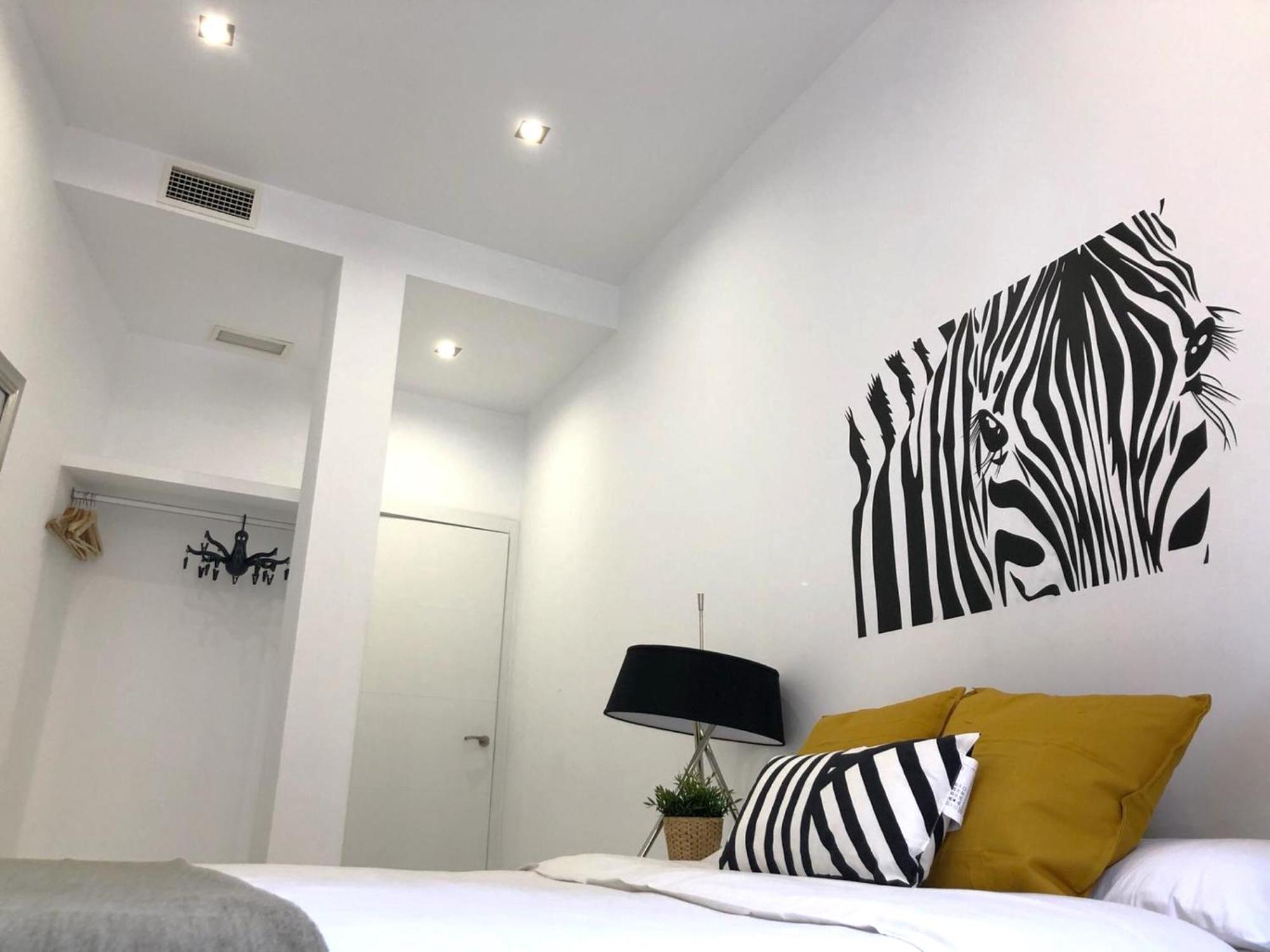 Apartamento De Diseno En Plaza Mayor Мадрид Экстерьер фото